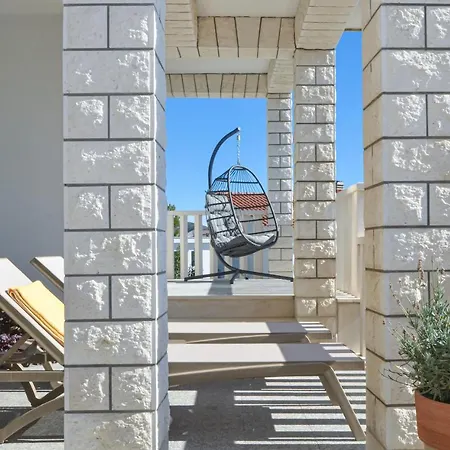 Apartments Wisibada Trogir Exterior photo